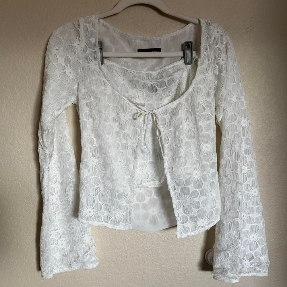 white fox boutique floral crochet‎
